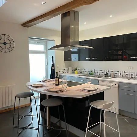 Loft De Charme En Centre-Ville Pau Exterior photo