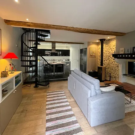 Loft De Charme En Centre-Ville Pau Exterior photo